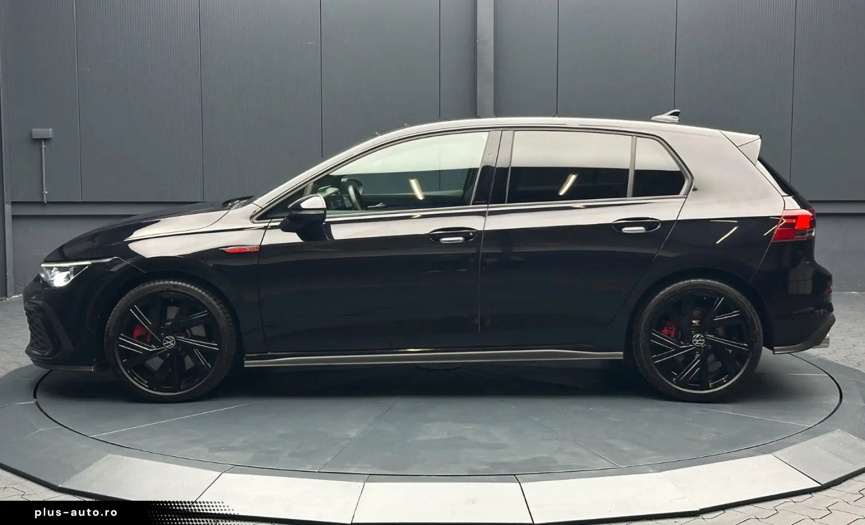 VW Golf GTI Panoramic Garantie 12 luni