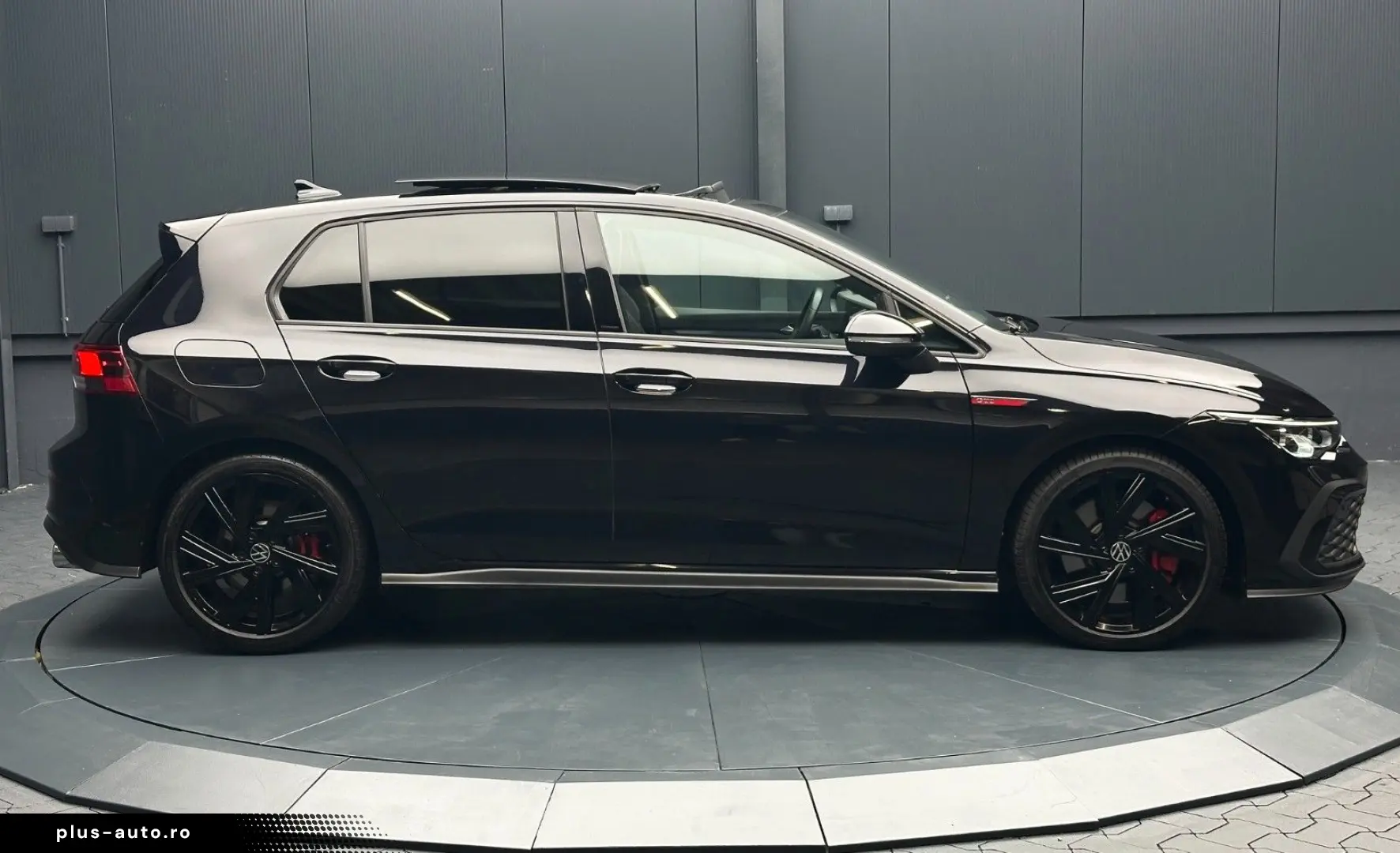 VW Golf GTI Panoramic Garantie 12 luni