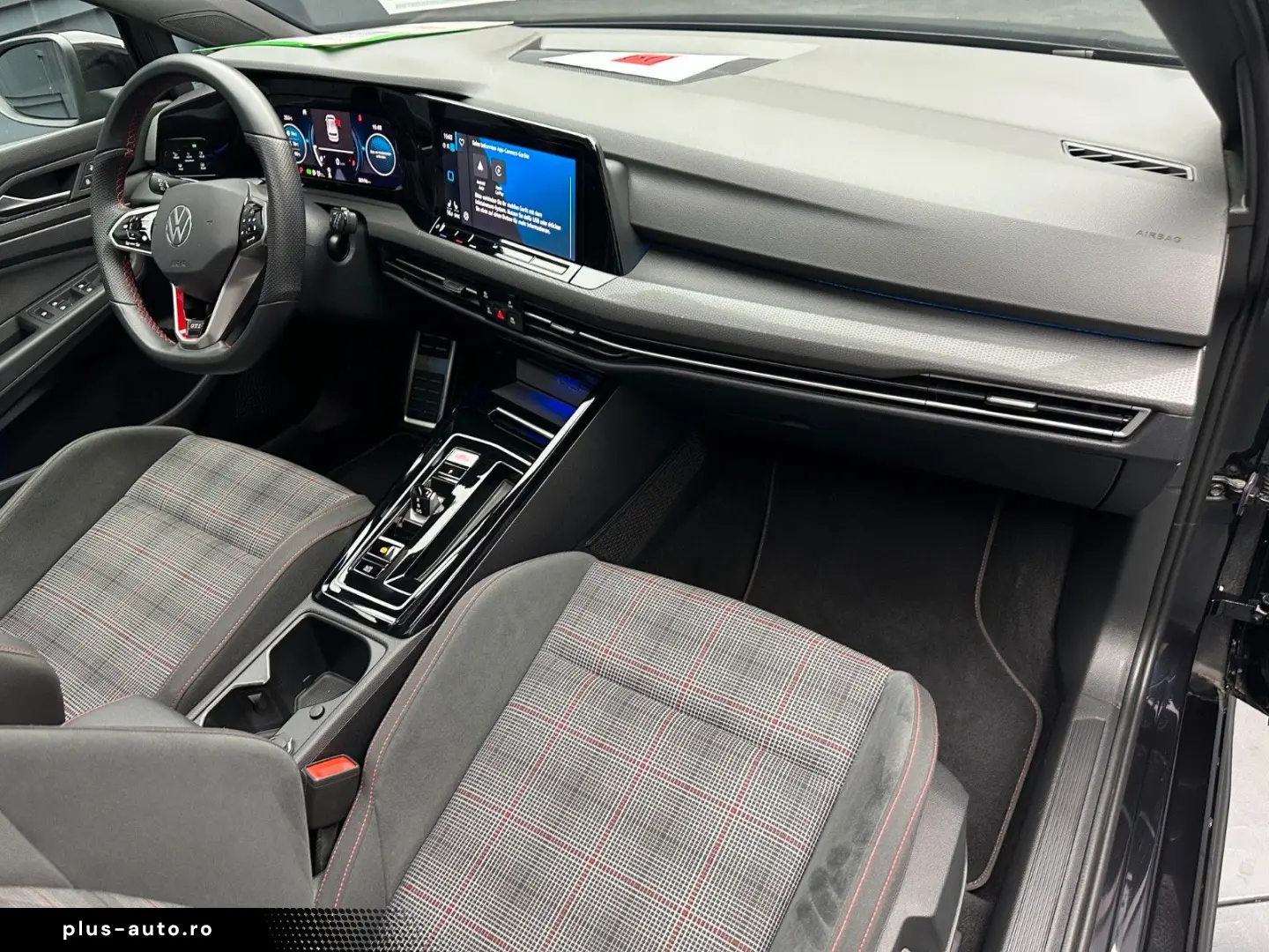 VW Golf GTI Panoramic Garantie 12 luni