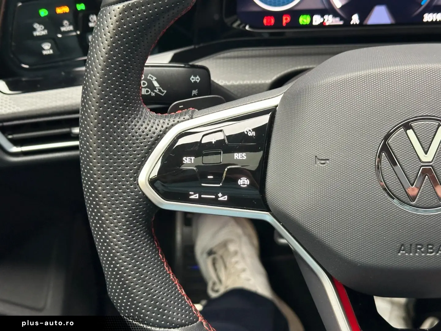 VW Golf GTI Panoramic Garantie 12 luni