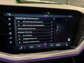 VW Touareg R-Line 4Motion - Garantie 12 luni