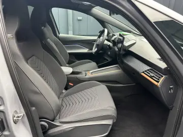 CUPRA Born 150 kW - Livrare imediata & Garantie 12 luni