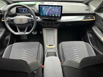 CUPRA Born 150 kW - Livrare imediata & Garantie 12 luni