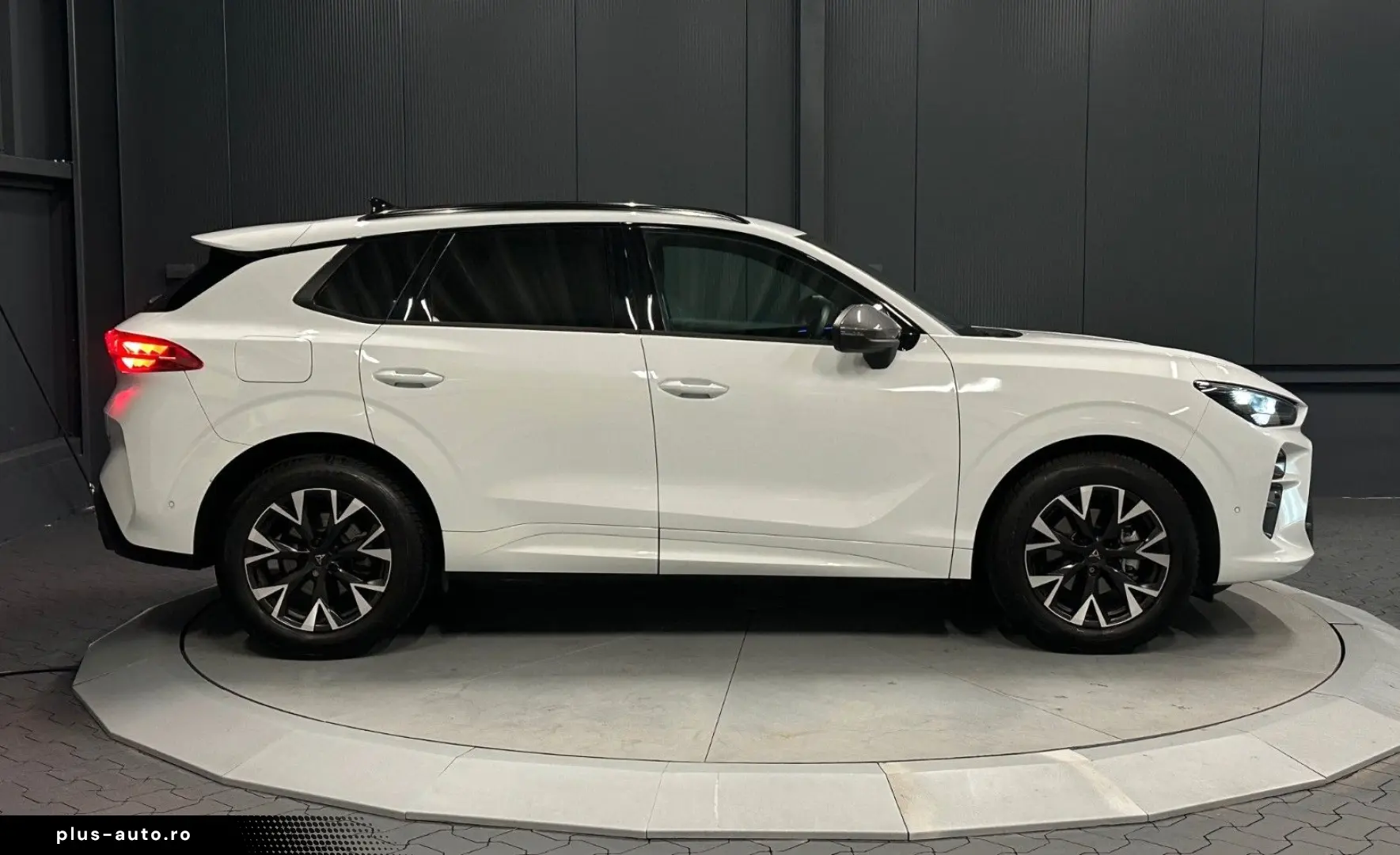 CUPRA Terramar 1.5 eTSI DSG - Garantie 12 luni