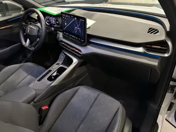 CUPRA Terramar 1.5 eTSI DSG - Garantie 12 luni