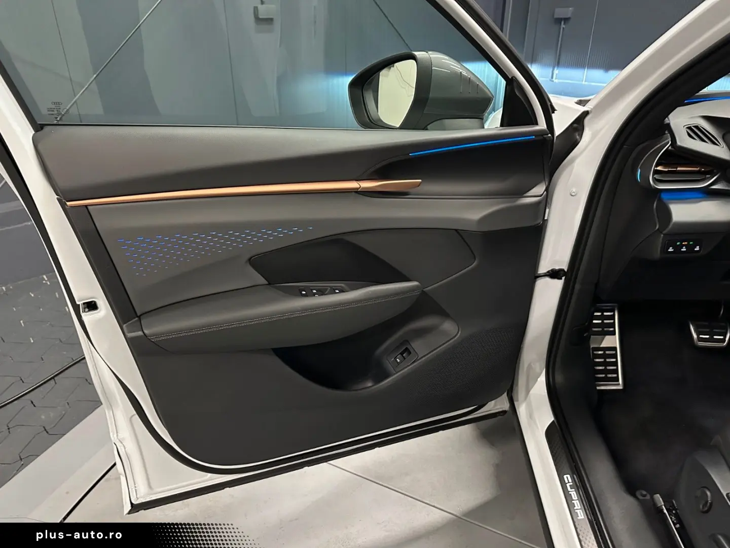 CUPRA Terramar 1.5 eTSI DSG - Garantie 12 luni