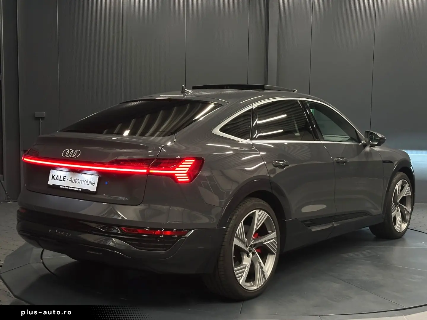 AUDI Q8 e-tron Sportback 50 quattro  22Zoll PANORAMA