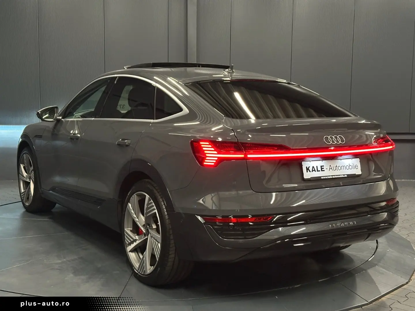 AUDI Q8 e-tron Sportback 50 quattro - Garantie 12 luni