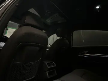 AUDI Q8 e-tron Sportback 50 quattro - Garantie 12 luni