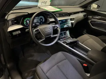 AUDI Q8 e-tron Sportback 50 quattro - Garantie 12 luni