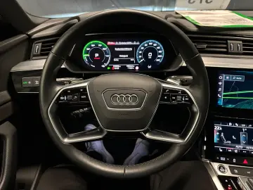 AUDI Q8 e-tron Sportback 50 quattro - Garantie 12 luni