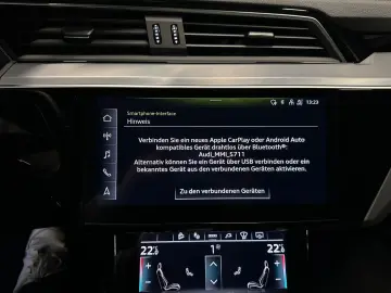 AUDI Q8 e-tron Sportback 50 quattro - Garantie 12 luni