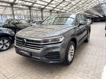 VW Touareg 3.0 V6 TDI  4Motion ACC LED Leder