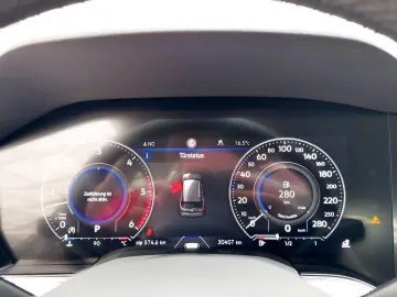 VW Touareg 3.0 V6 TDI  4Motion ACC LED Leder