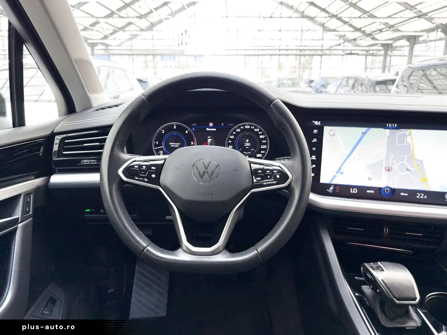 VW Touareg 3.0 V6 TDI  4Motion ACC LED Leder