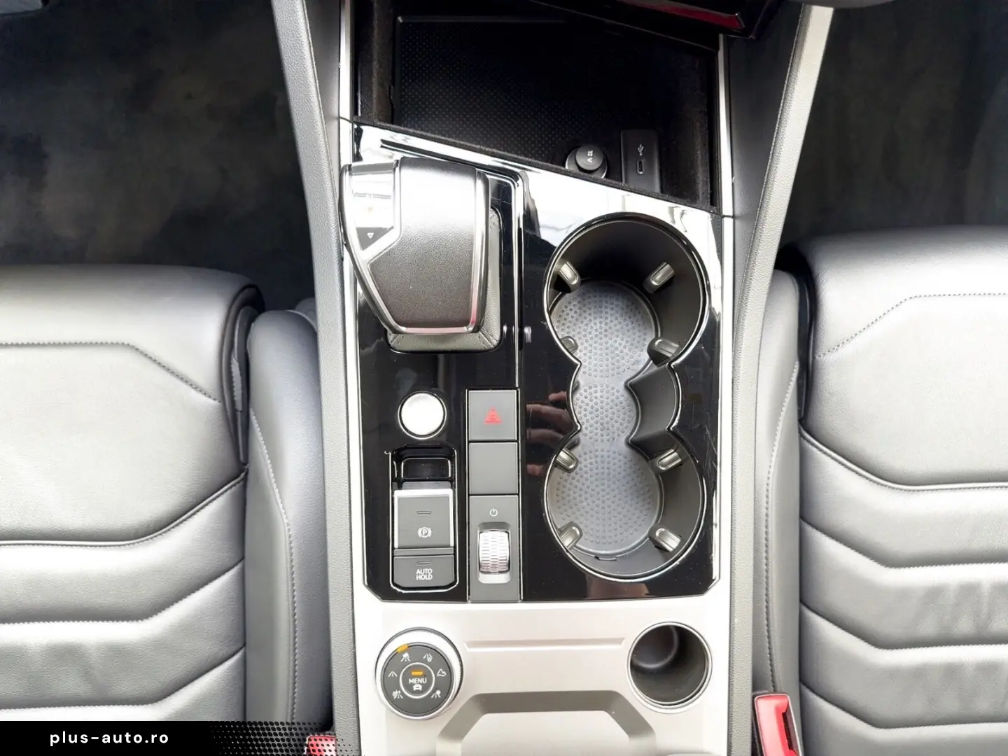 VW Touareg 3.0 V6 TDI  4Motion ACC LED Leder