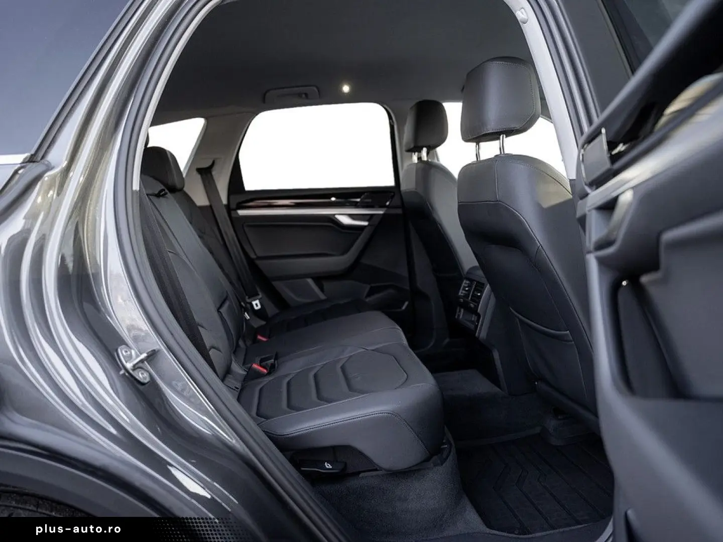VW Touareg 3.0 TDI Elegance 4M AHK LEDER KAM ACC SH