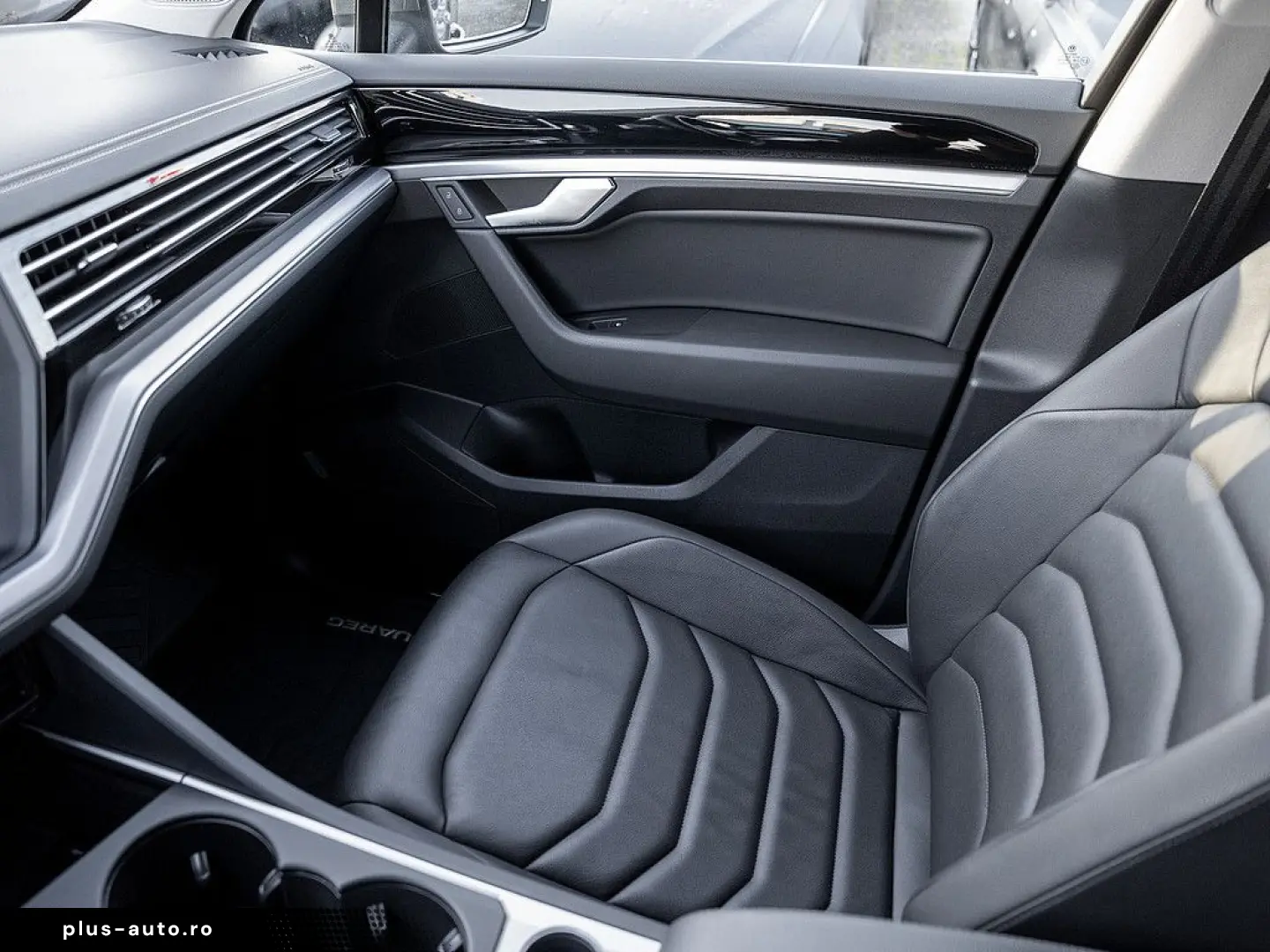 VW Touareg 3.0 TDI Elegance 4M AHK LEDER KAM ACC SH