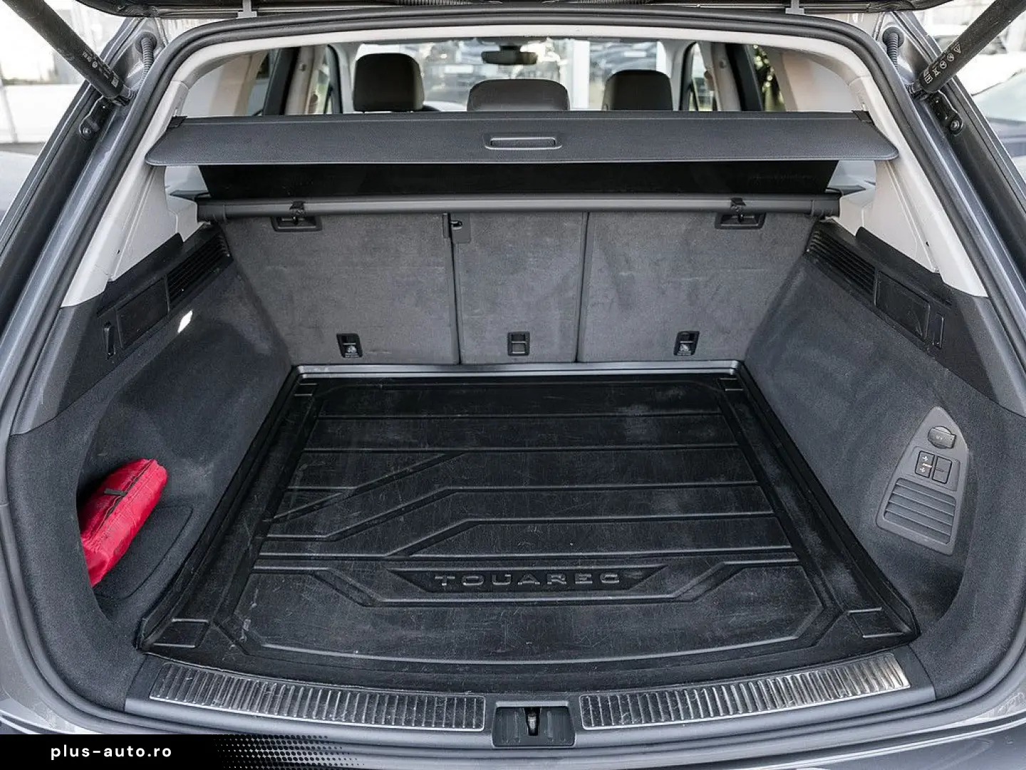 VW Touareg 3.0 TDI Elegance 4M AHK LEDER KAM ACC SH