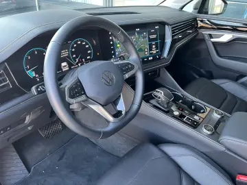 VW Touareg 3.0 TDI  4Motion Luftfahr Leder AHK LED