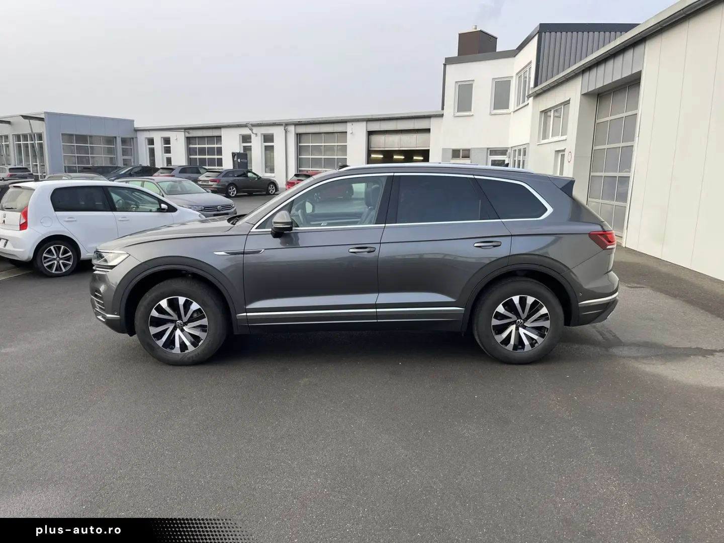 VW Touareg 3.0 TDI DSG 4Mo. Elegance AHK STHZ PANO