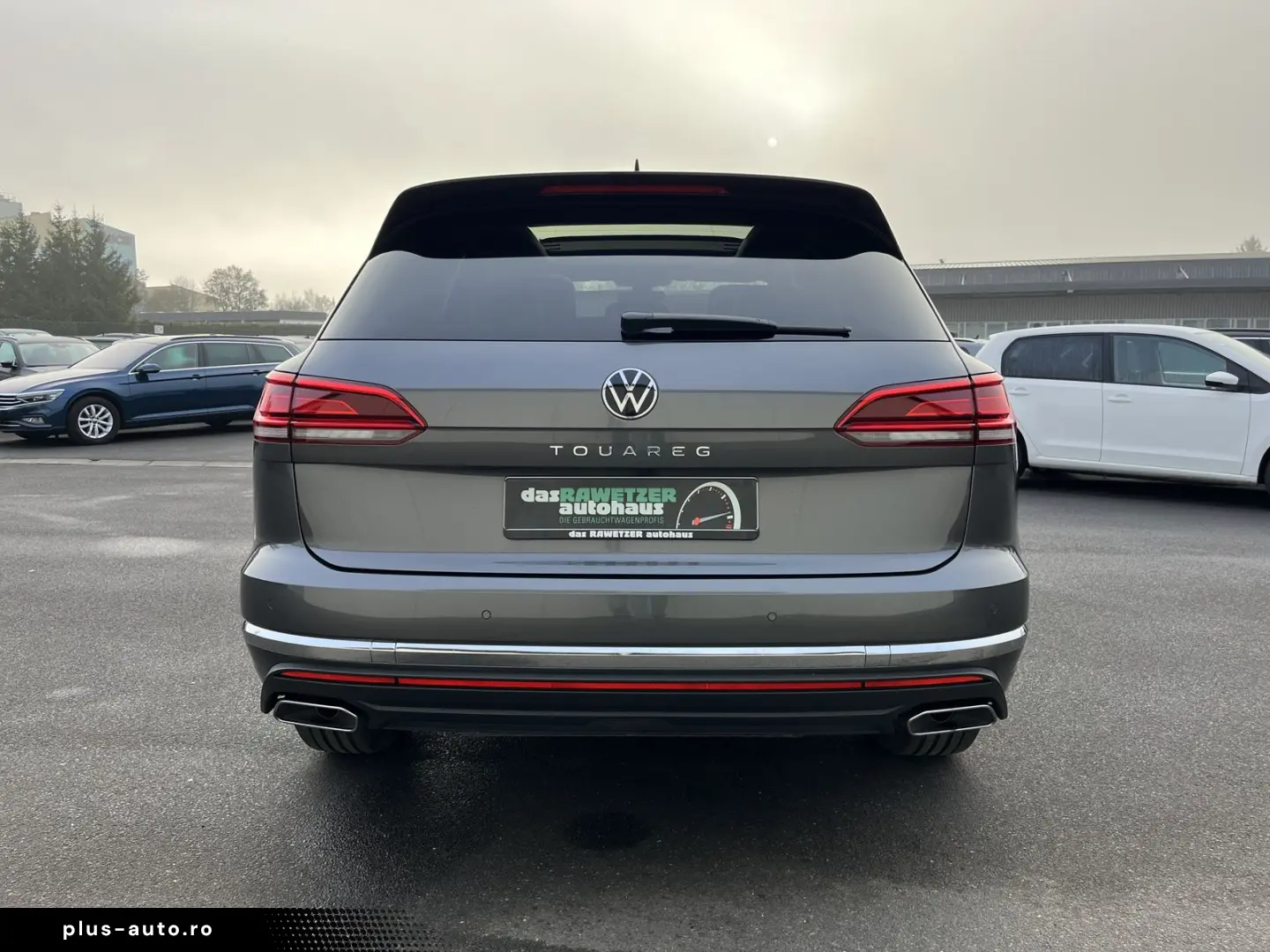 VW Touareg 3.0 TDI DSG 4Mo. Elegance AHK STHZ PANO