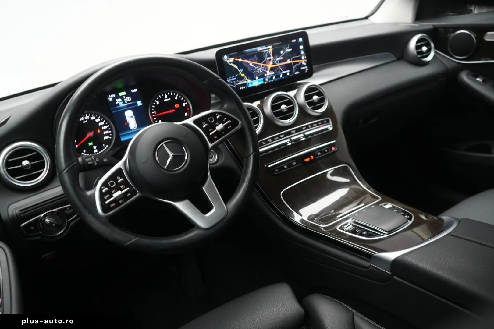 MERCEDES-BENZ GLC 300 de 4Matic 9G-Tronic Leder Temp&hellip;
