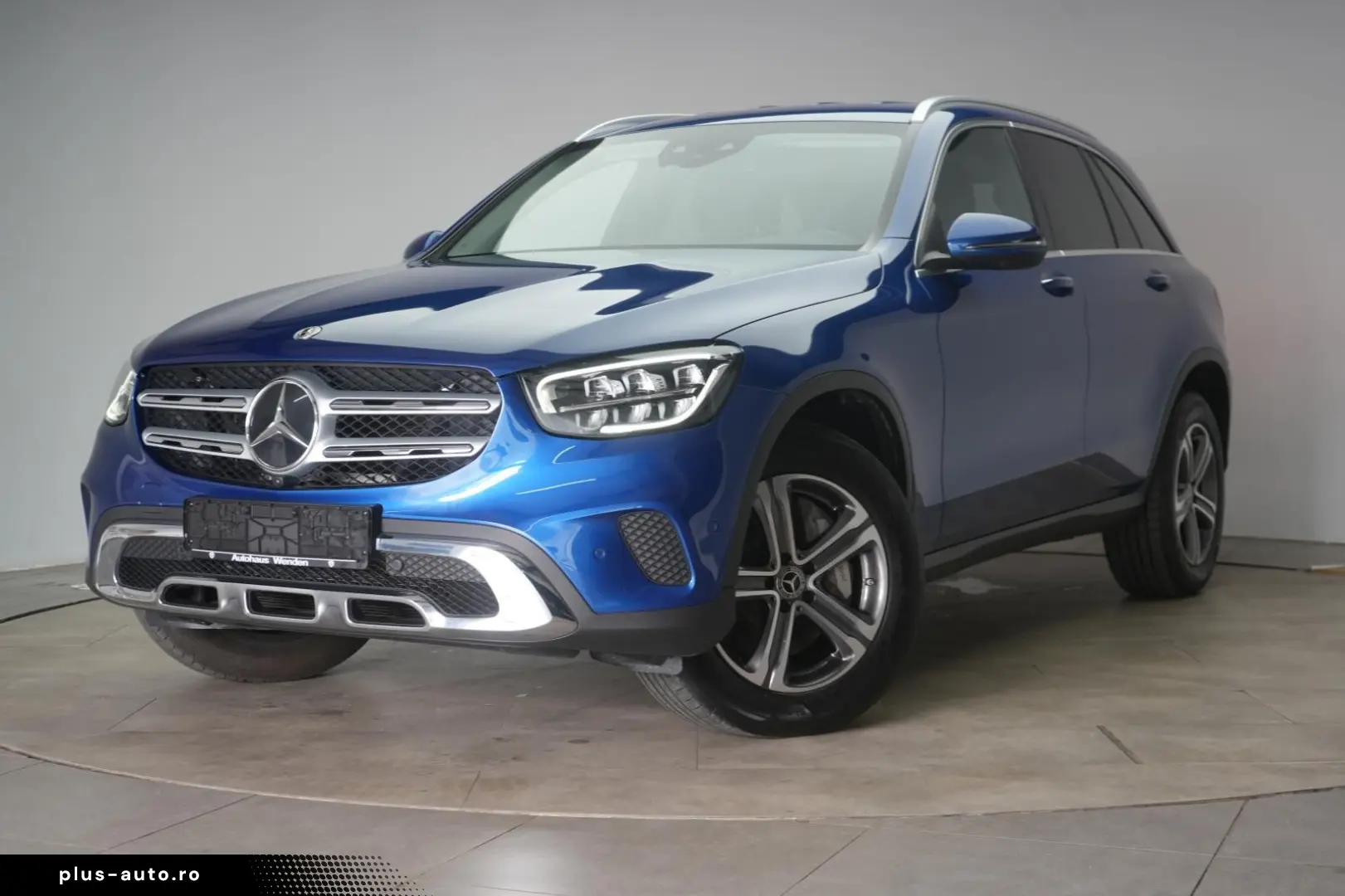 MERCEDES-BENZ GLC 300 e 4Matic 9G-Tronic AHK Kamera HUD 360