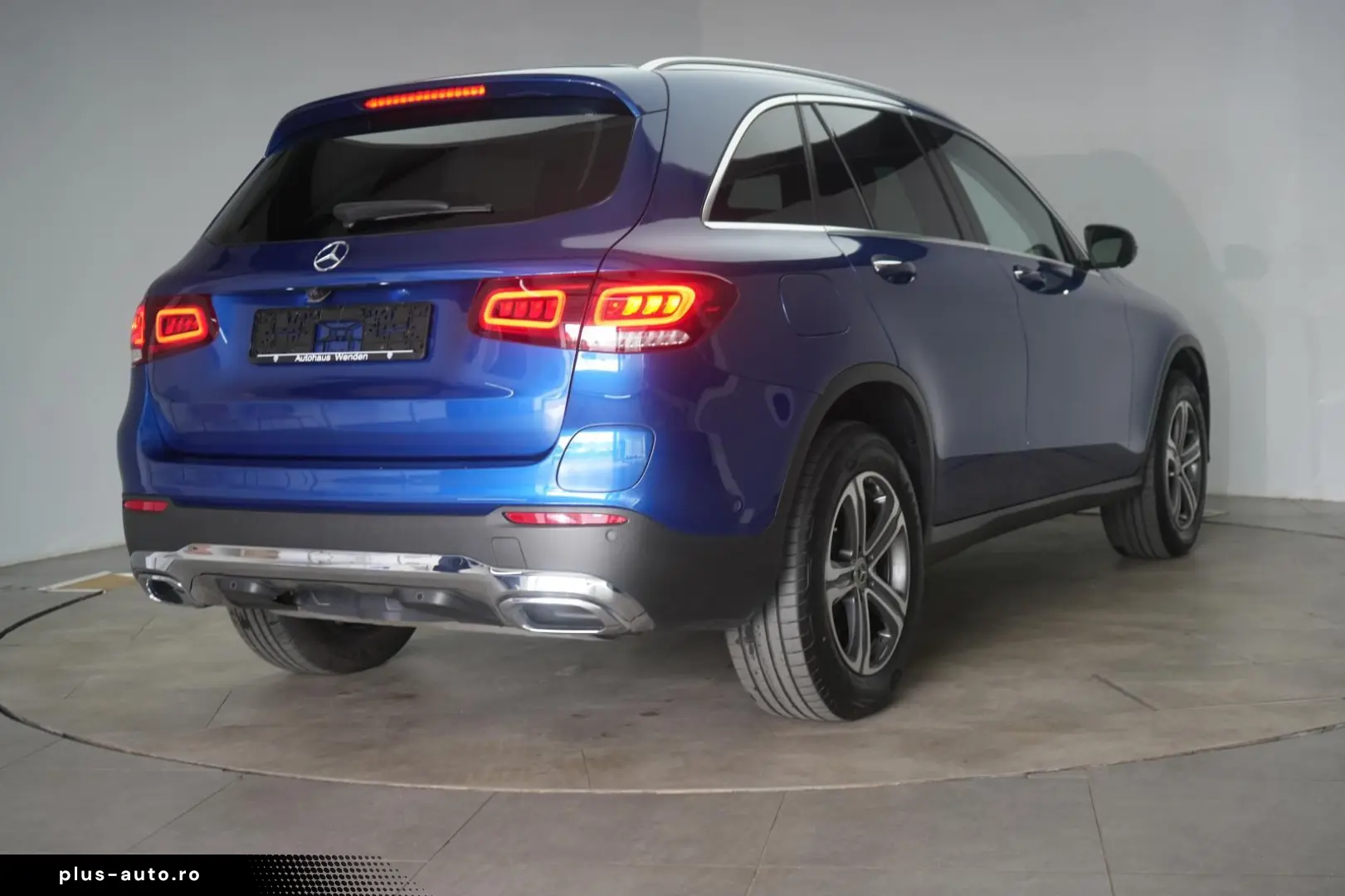 MERCEDES-BENZ GLC 300 e 4Matic 9G-Tronic AHK Kamera HUD 360