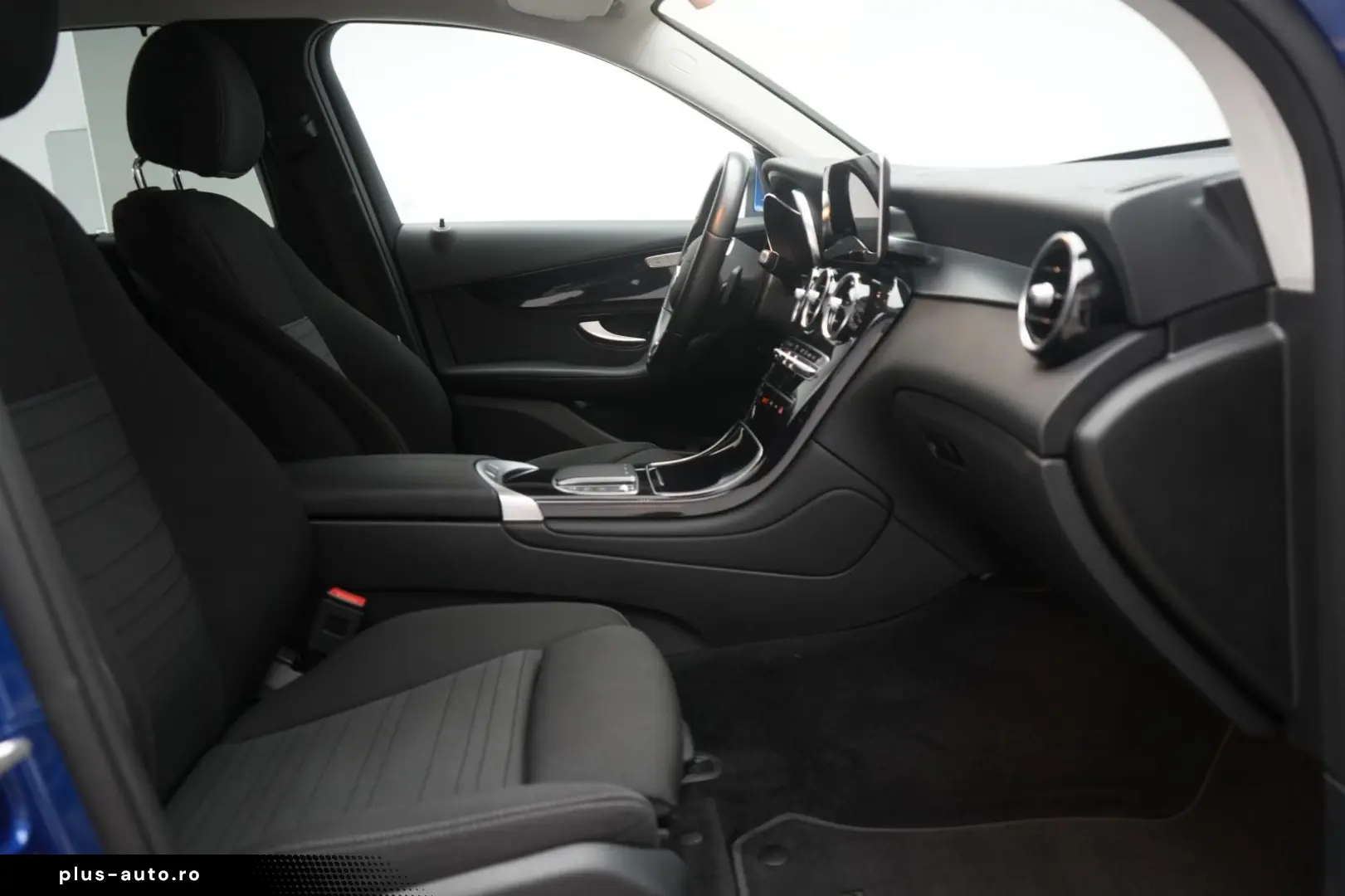 MERCEDES-BENZ GLC 300 e 4Matic 9G-Tronic AHK Kamera HUD 360
