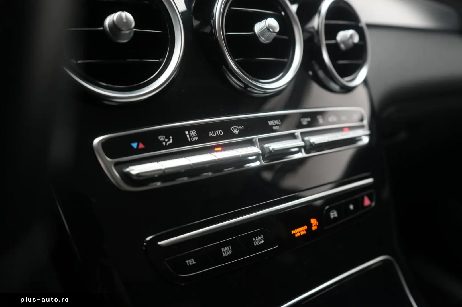 MERCEDES-BENZ GLC 300 e 4Matic 9G-Tronic AHK Kamera HUD 360