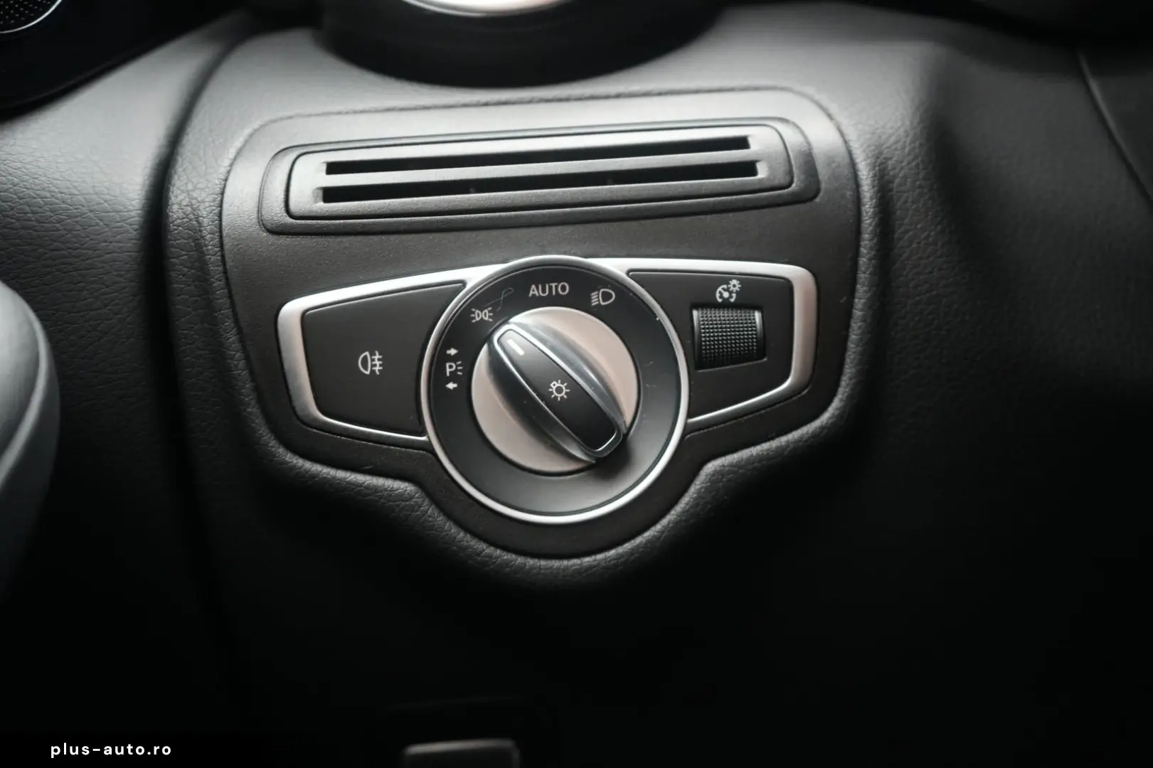 MERCEDES-BENZ GLC 300 e 4Matic 9G-Tronic AHK Kamera HUD 360