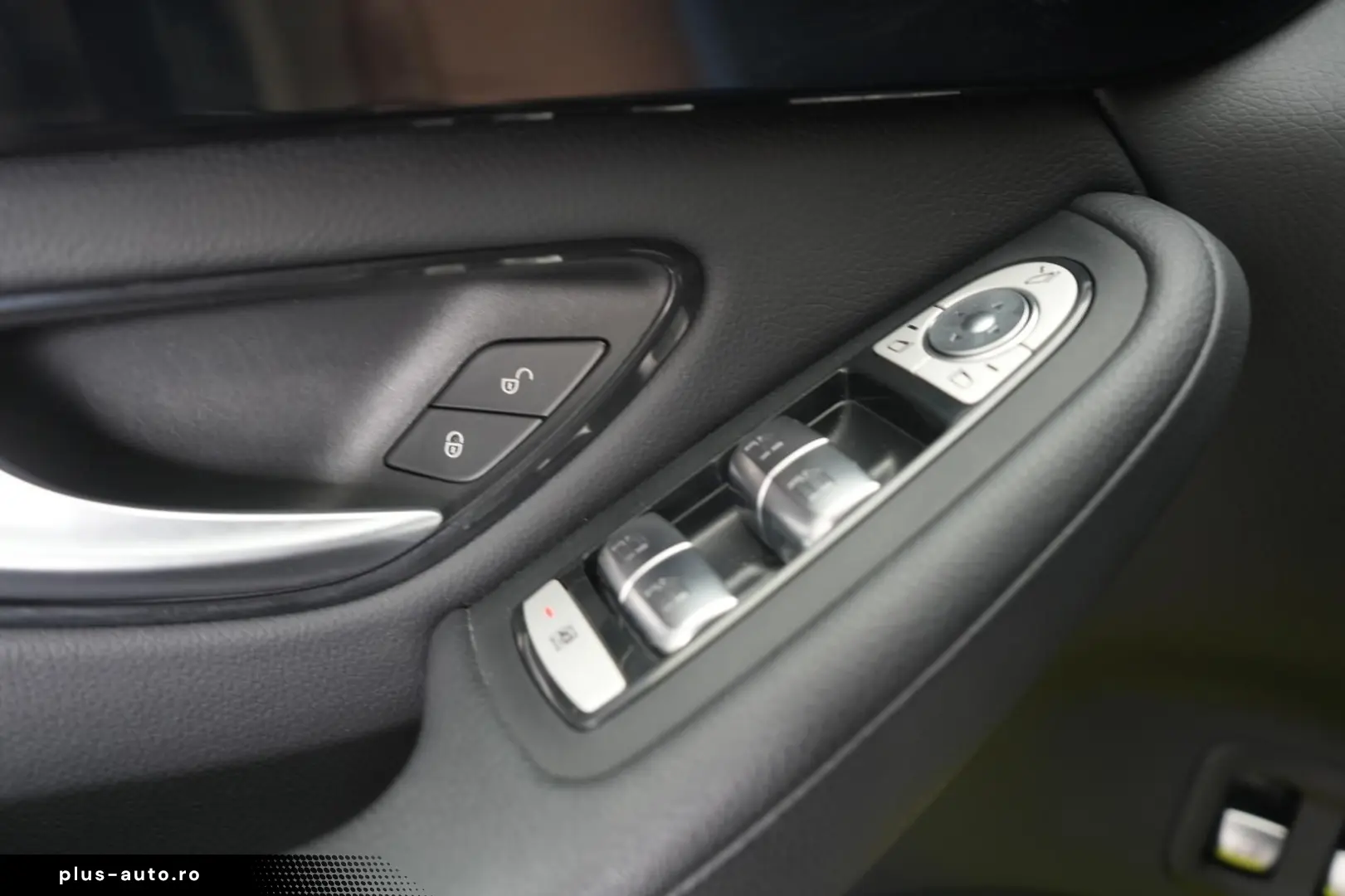 MERCEDES-BENZ GLC 300 e 4Matic 9G-Tronic AHK Kamera HUD 360