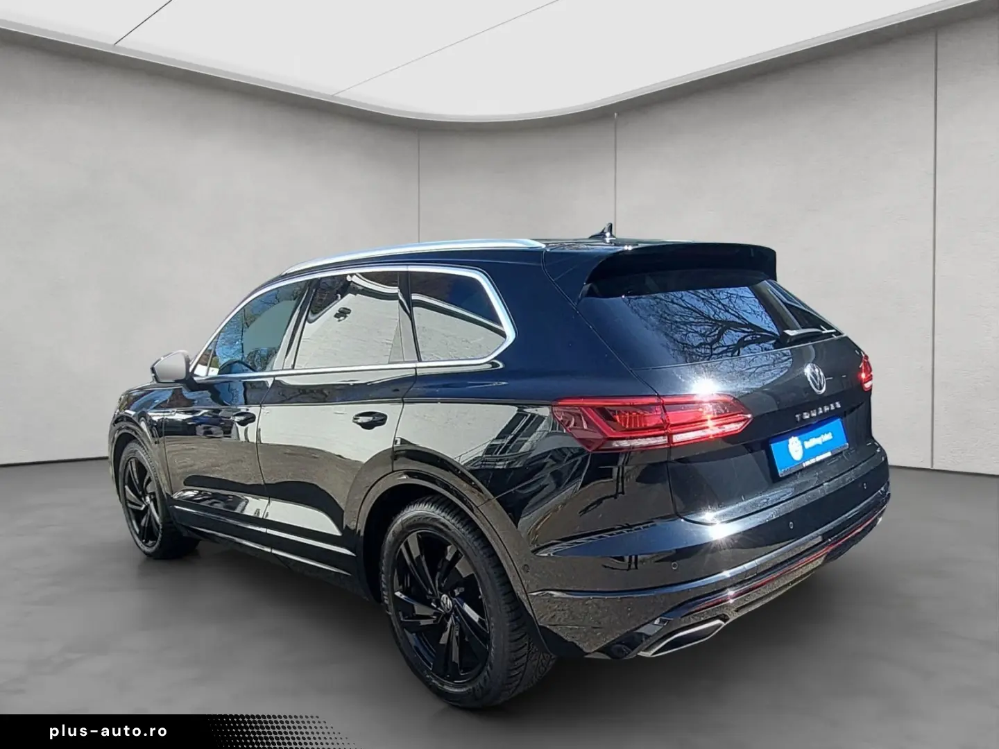 VW Touareg 3.0 V6 TDI 4Motion Aut. R-Line AHK LUFTF