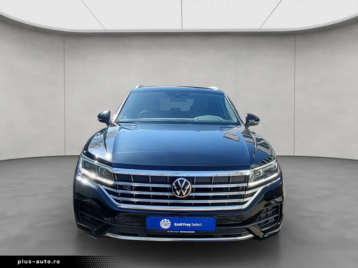 VW Touareg 3.0 V6 TDI 4Motion Aut. R-Line AHK LUFTF