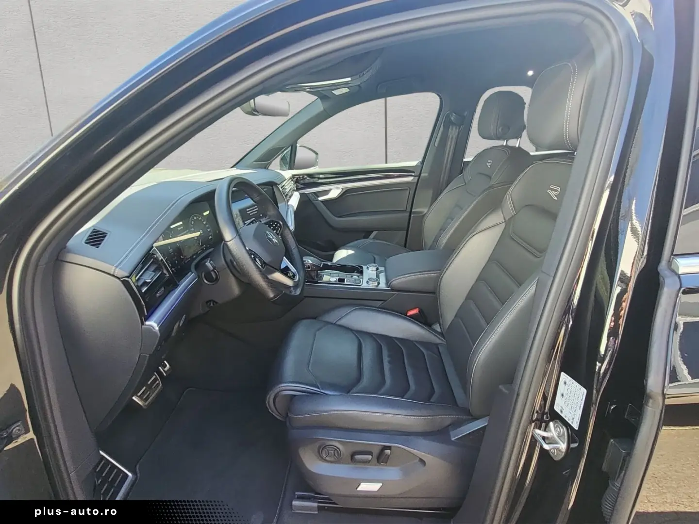 VW Touareg 3.0 V6 TDI 4Motion Aut. R-Line AHK LUFTF