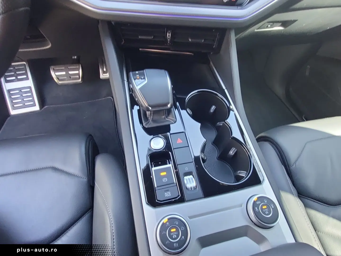 VW Touareg 3.0 V6 TDI 4Motion Aut. R-Line AHK LUFTF