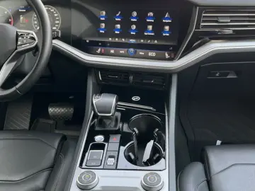 VW Touareg 3.0 TDI Tiptronic 4-Motion Elegance R-Li