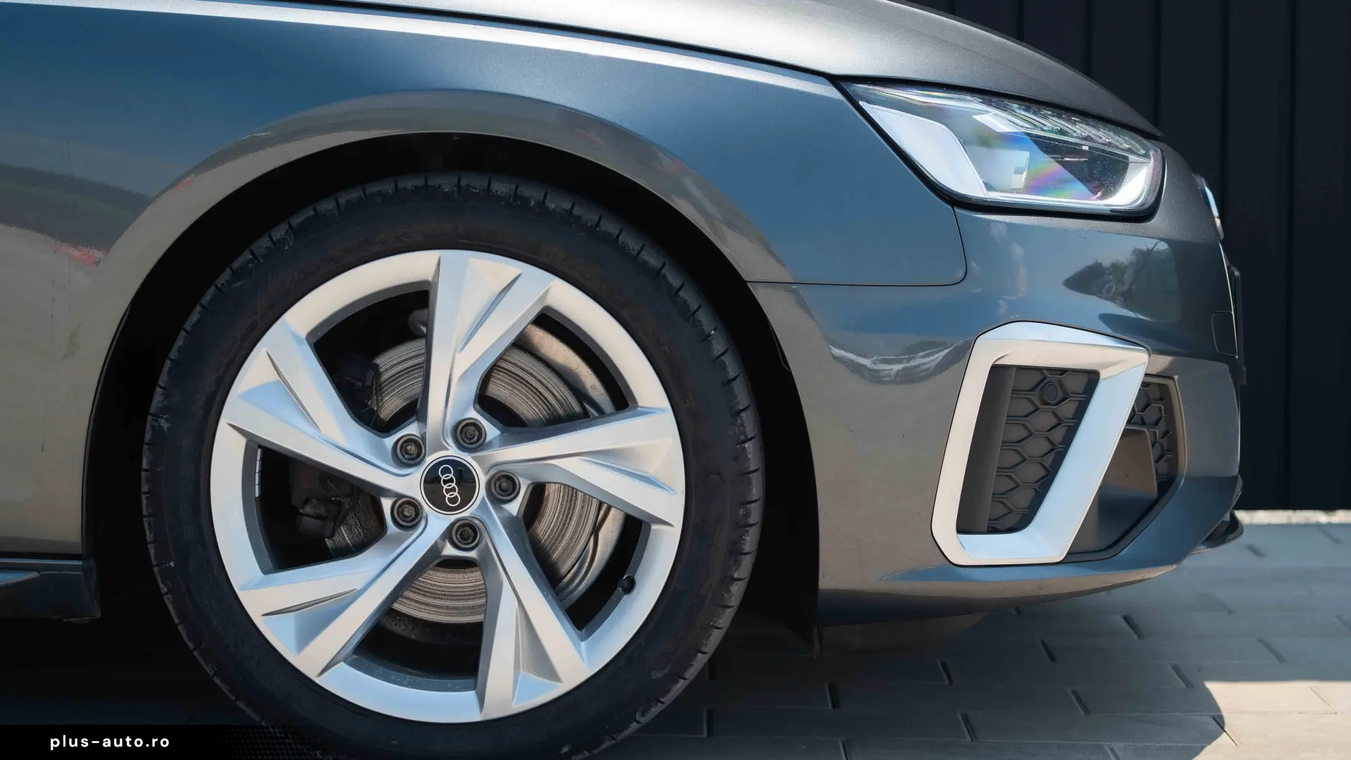 Audi A4 Limuzina 35 TDI S tronic MHEV S Line