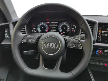 AUDI A1 Sportback 25 TFSI S tronic LED Kamera EPH