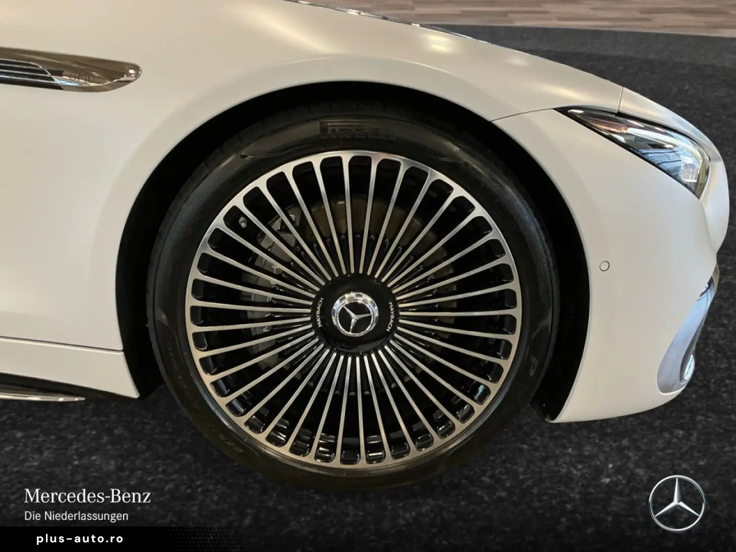 MERCEDES-BENZ SL 680 Monogram  Manufaktur  Maybach