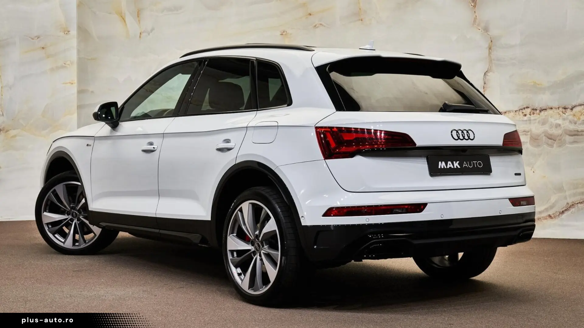 Audi Q5 - 50 TFSI e S Edition Competition PANO