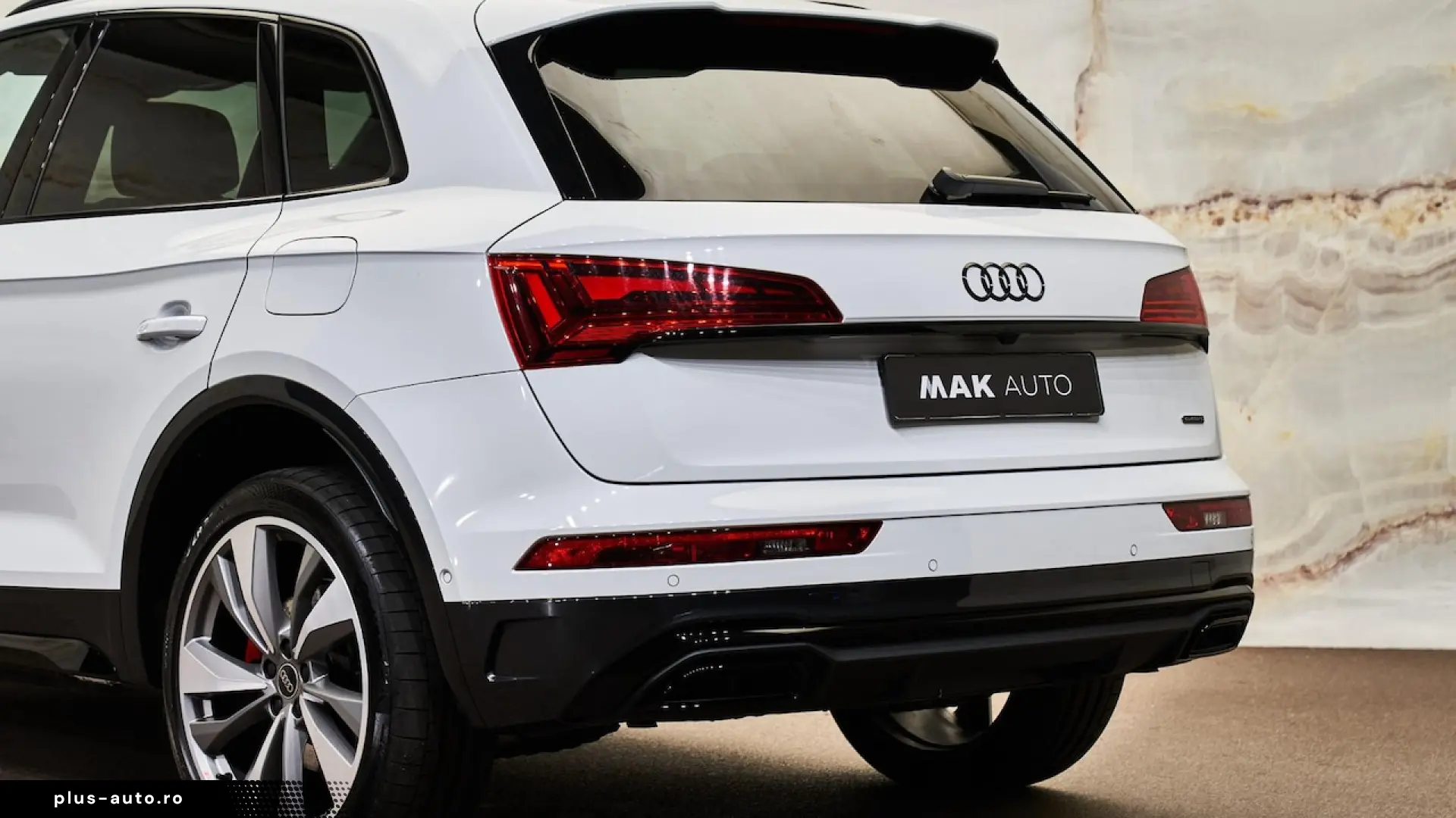 Audi Q5 - 50 TFSI e S Edition Competition PANO