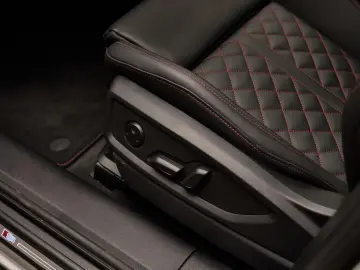 Audi Q5 - 50 TFSI e S Edition Competition PANO