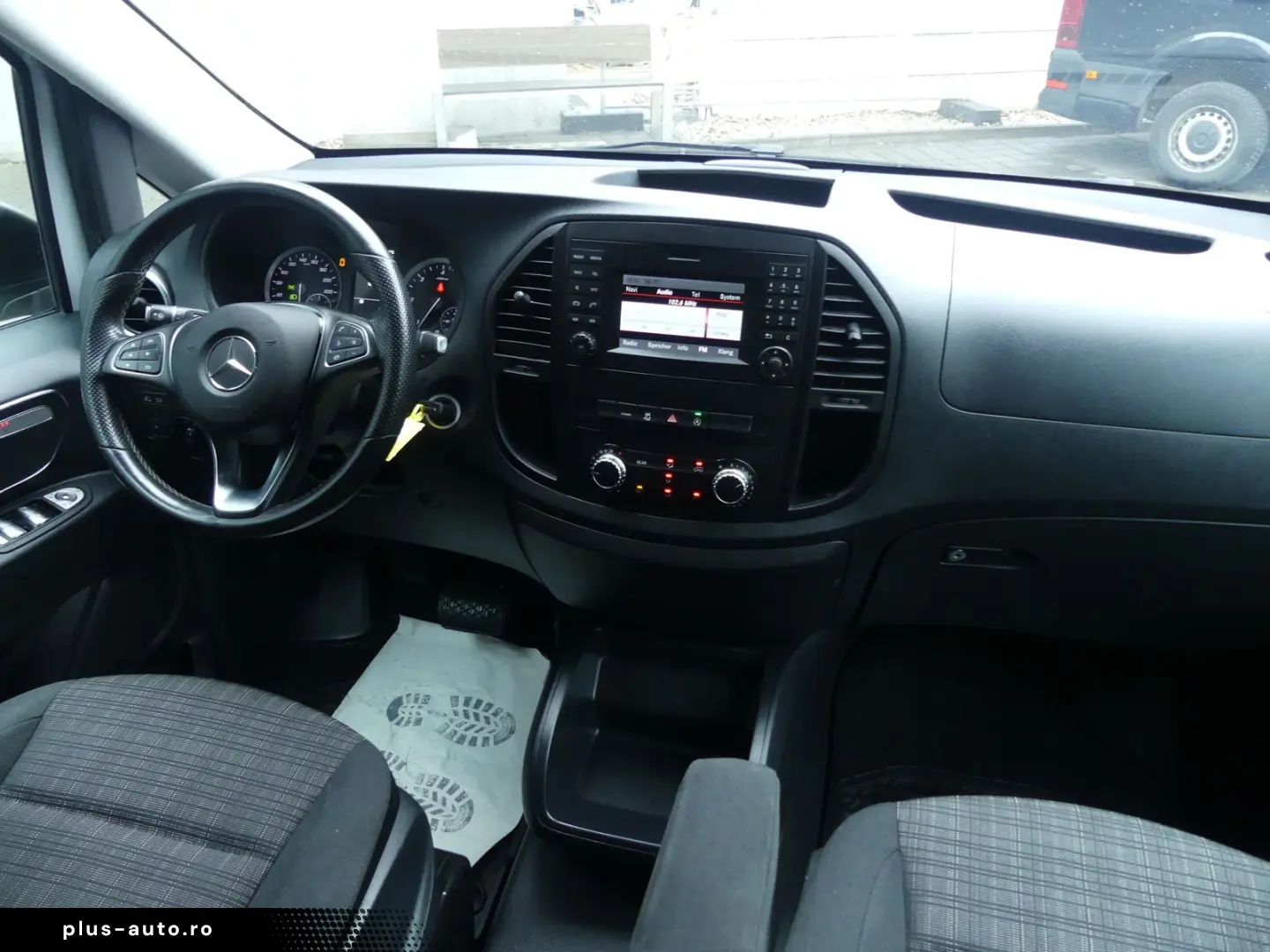MERCEDES-BENZ Vito Tourer 116 CDI 4x4 lang SportLine&hellip;