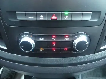 MERCEDES-BENZ Vito Tourer 116 CDI 4x4 lang SportLine…
