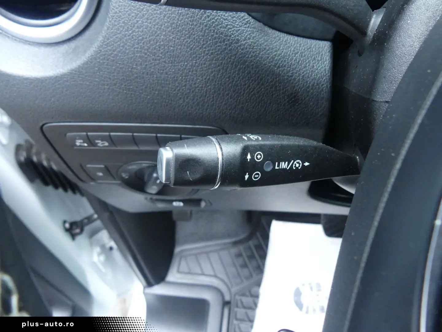 MERCEDES-BENZ Vito Tourer 116 CDI 4x4 lang SportLine&hellip;