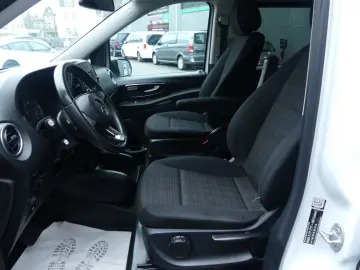 MERCEDES-BENZ Vito Tourer 116 CDI 4x4 lang SportLine…