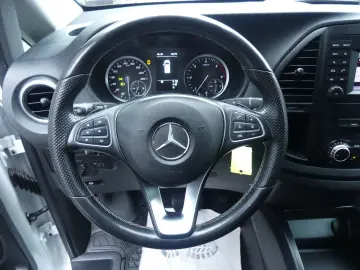 MERCEDES-BENZ Vito Tourer 116 CDI 4x4 lang SportLine…