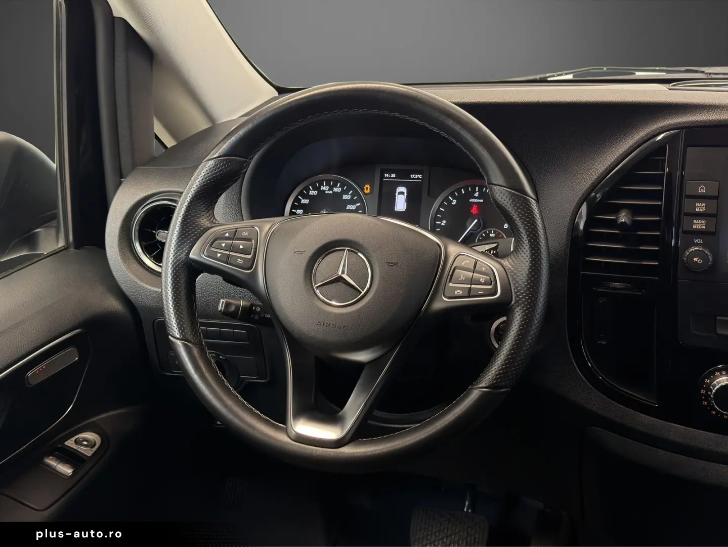 MERCEDES-BENZ Vito 116 CDI 4x4 Tourer-Pro LED-ILS Kamera PDC